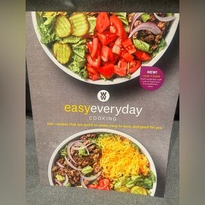 Weight Watchers Easy Everyday Recipe Book NEW